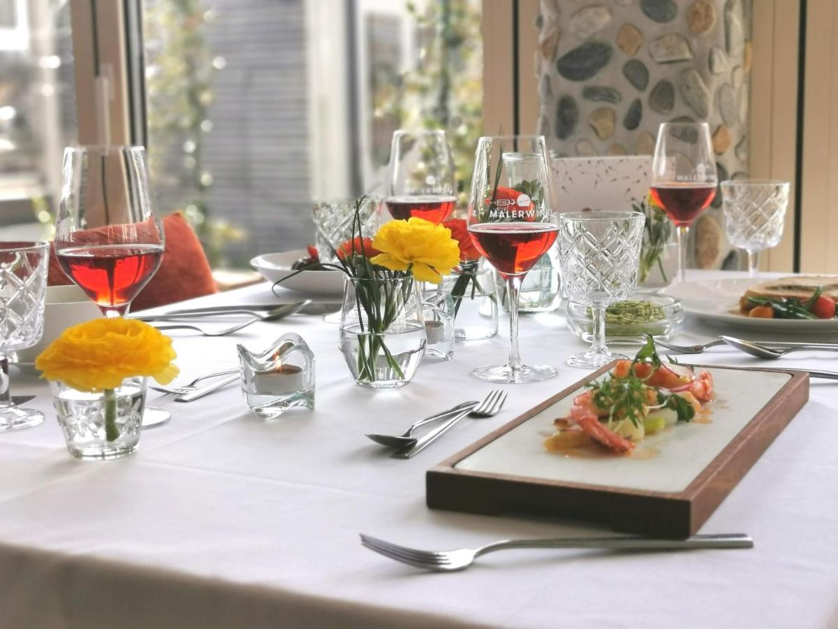Malerwinkl Restaurant + Kunsthotel Hatzendorf Kültér fotó