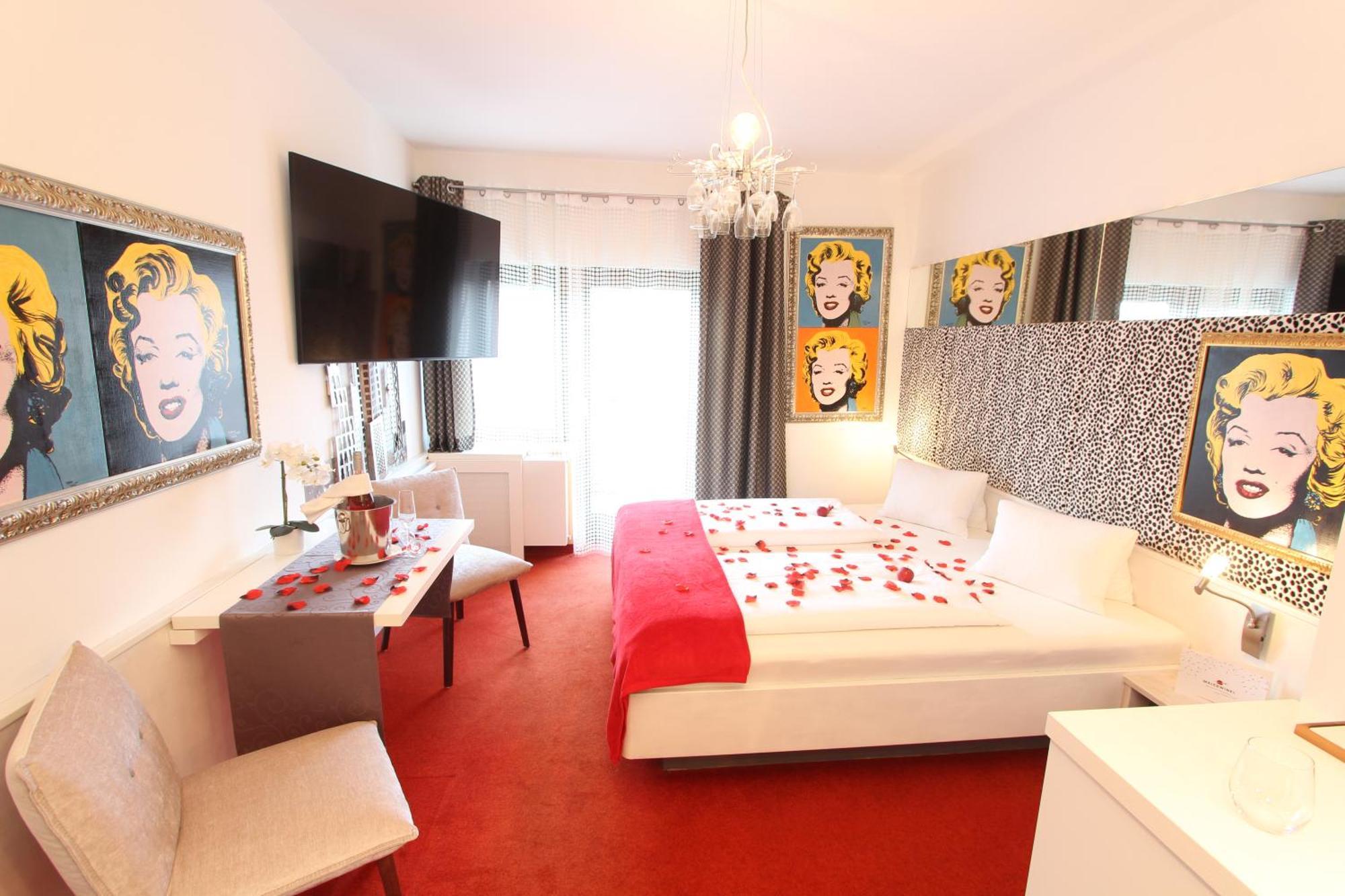 Malerwinkl Restaurant + Kunsthotel Hatzendorf Kültér fotó